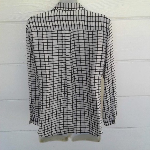 Loft Women's White Black Button Front Shirt Long Sleeves Small Petite - Picture 6 of 8
